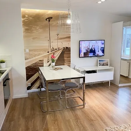 Dream Apartments- Avenue Apartman Sopot